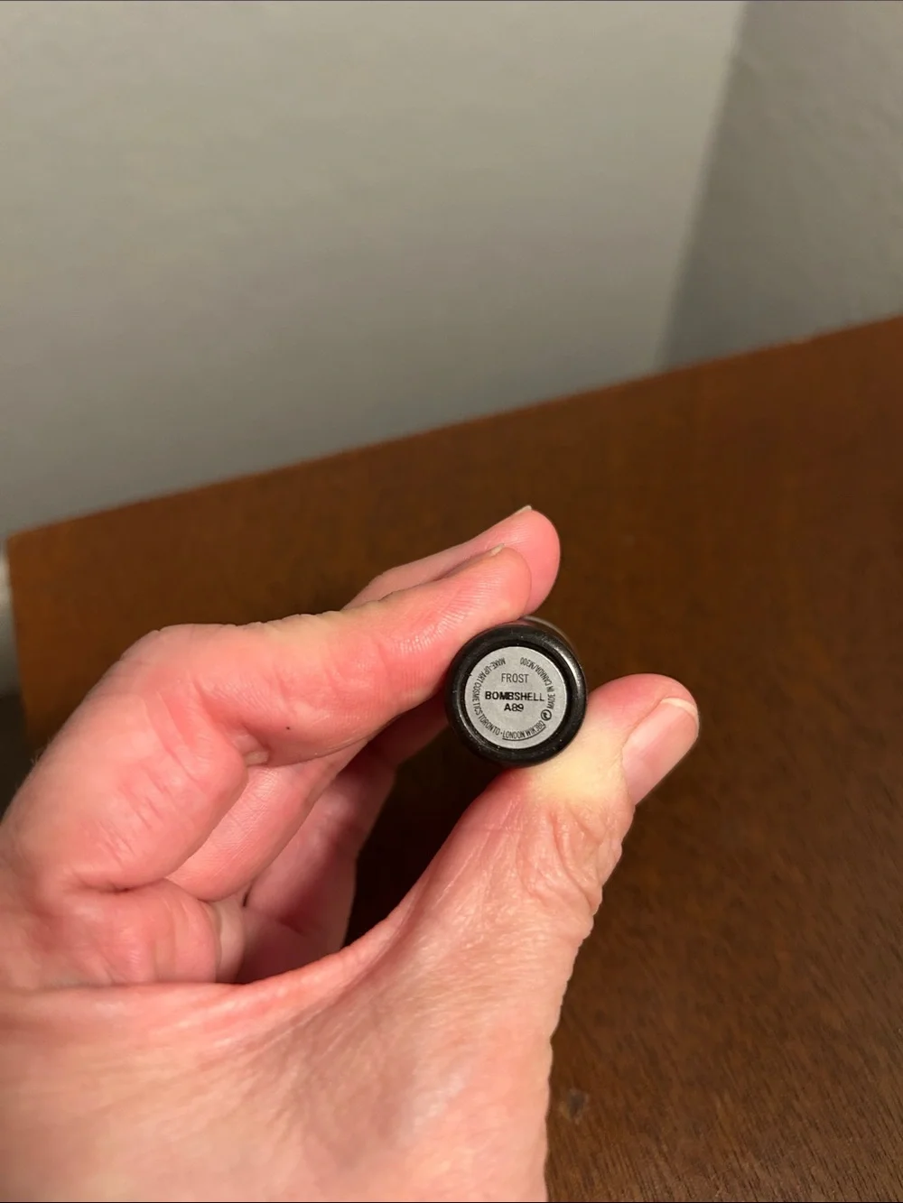 OOP! Discontinued! MAC Cosmetics BOMBSHELL frost Lipstick! BNWOB!